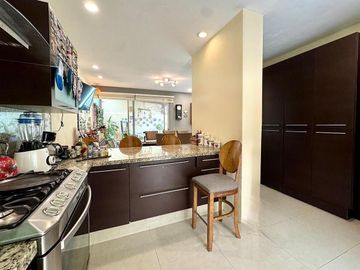 Bugambilias dentro de Condominio Santa Fe, casa en venta