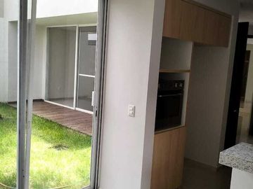Casa en venta en Jardín Real Coto 11