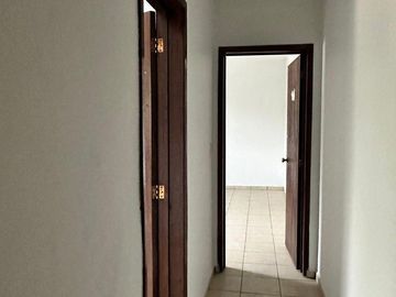 Oficinas  en dos plantas en Av. 5 de febrero