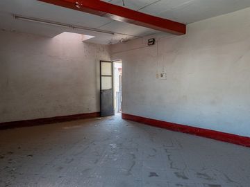 Edificio en venta frente a la rotonda de los hombres ilustres de Jalisco