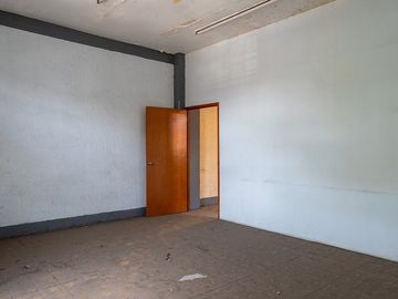 Edificio en venta frente a la rotonda de los hombres ilustres de Jalisco