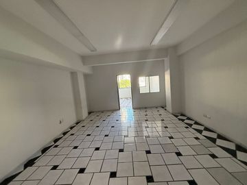 Se rentan oficinas en Plan de San Luis esquina Circunvalación