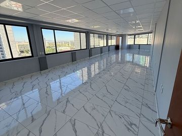 Se rentan oficinas en Plan de San Luis esquina Circunvalación