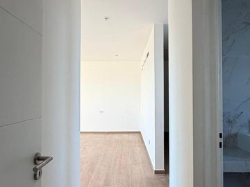 Casa en San Sebastián a Estrenar | en Venta Área 1 | Jardín con Pileta