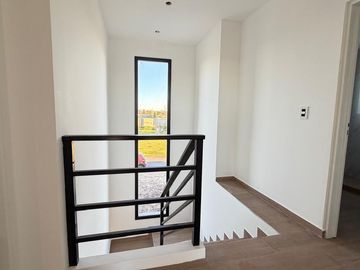 Casa en San Sebastián a Estrenar | en Venta Área 1 | Jardín con Pileta