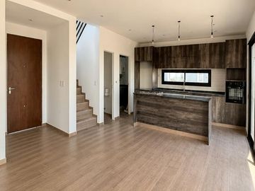 Casa en San Sebastián a Estrenar | en Venta Área 1 | Jardín con Pileta