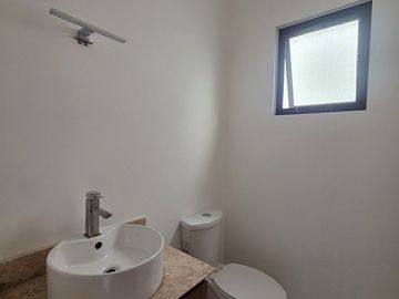 CASA EN VENTA EN PRIVADA RESIDENCIAL EN CHOLUL, MÉRIDA