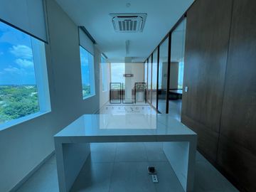 Oficina en Renta Summa Center, Residencial Cumbres, Cancún