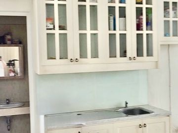 DISEWAKAN RUMAH GREENWICH ROYAL RESIDENCE 2LT SEMI FURNISH WIYUNG
