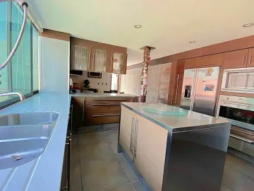 Casa en venta en Ciudad Satelite, Naucalpan de Juárez, México