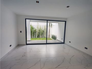 Casa en Venta En Parque Cuernavaca Lomas de Angelopolis