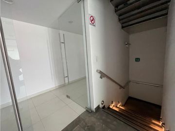 Oficina en Renta en 10pte. y Diag. Defensores de la república.