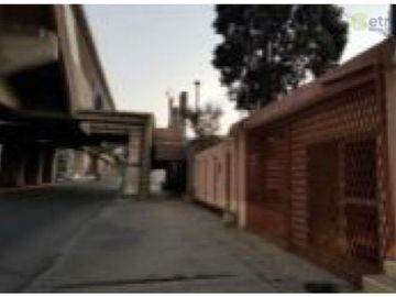 CASA LOCAL PARA OFICINAS 4  PRIVADOS  MITRAS CENTRO $ 47.500