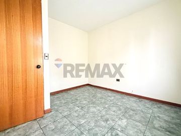 Amplio departamento en Avenida Brasil