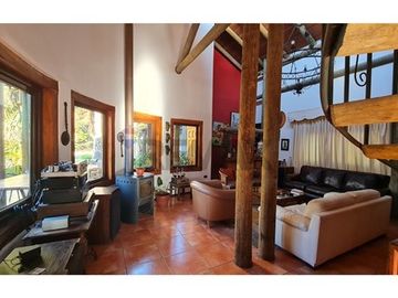 Casa Condominio 4 hab y piscina en  Buin