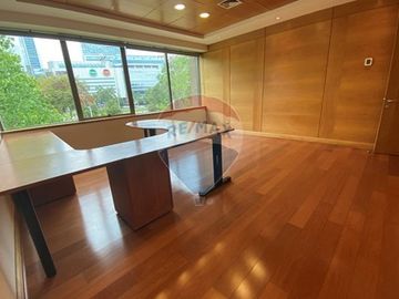 Se Arrienda Oficina - Av. Santa María/Av. El Cerro