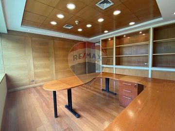 Se Arrienda Oficina - Av. Santa María/Av. El Cerro