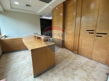 Se Arrienda Oficina - Av. Santa María/Av. El Cerro