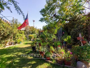 ARRIENDO! Casa con gran terreno en calle cerrada en Quilin, MACUL