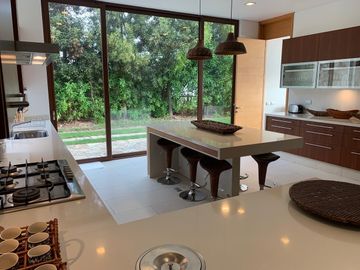 ARRIENDO POR DIA VERANO 2027 Espectacular casa con vista privilegiada en Condominio