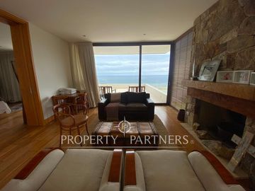 ARRIENDO POR DIA VERANO 2027 Espectacular casa con vista privilegiada en Condominio