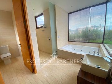 ARRIENDO POR DIA VERANO 2027 Espectacular casa con vista privilegiada en Condominio