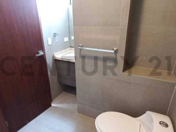 EN VENTA  DEPARTAMENTO MODERNO LOMAS DE MONTESERRIN