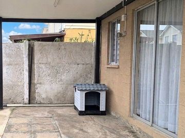 Venta de casa en condominio en barrio residencial de Belloto Norte. 98 M$.
