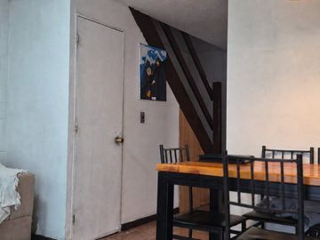 Venta de casa en condominio en barrio residencial de Belloto Norte. 98 M$.