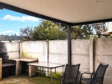 Venta de casa en condominio en barrio residencial de Belloto Norte. 98 M$.
