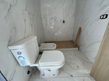 Departamento 3 entre 38 y 39
