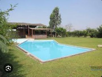SE VENDE TERRENO  CON MUY BUENA UBICACION EN EL CONDOMINIO LOS DAMASCOS