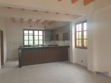 SE VENDE TERRENO  CON MUY BUENA UBICACION EN EL CONDOMINIO LOS DAMASCOS