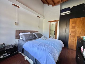 IRA VENDO CASA 240M2, 3 HABITACIONES  EN SECTOR CONOCOTO