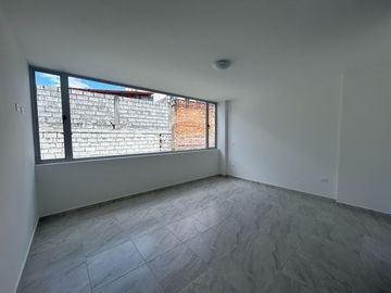 IRA Venta Suite con parqueadero sector Abdón Calderón Sangolquí