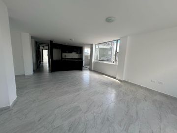 IRA Venta Suite con parqueadero sector Abdón Calderón Sangolquí