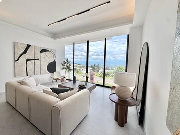 IRA Venta Suite Cumbaya Santa Lucia  61m2 mas Terraza.