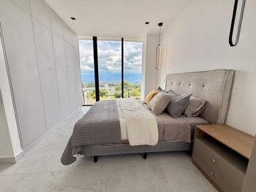 IRA Venta Suite Cumbaya Santa Lucia  61m2 mas Terraza.