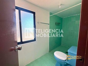CASA EN VENTA - SANTA CRUZ