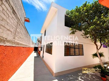 CASA EN VENTA - SANTA CRUZ