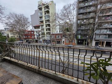 VENTA DEPARTAMENTO 3 AMB  BALCÓN FRENTE VILLA CRESPO
