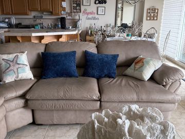 Affordable oceanfront condo in Baja California!
