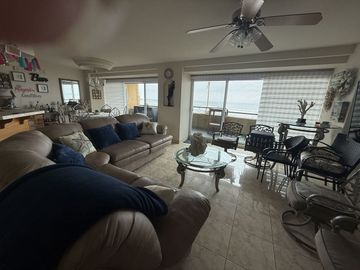 Affordable oceanfront condo in Baja California!