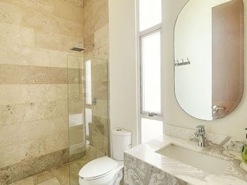 Departamento en venta amueblado, equipado frente a la playa, Telchac Puerto