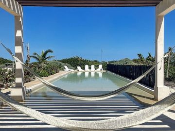 Departamento en venta amueblado, equipado frente a la playa, Telchac Puerto