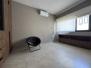 VILLAS CARRIEDO RENTA CASA amplio jardín extendido con terraza