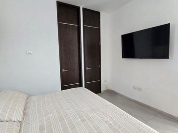 RESIDENCIA EN PRIVADA EN RENTA  TEMOZON NORTE