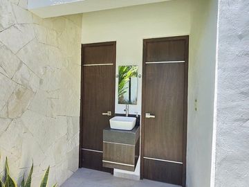 RESIDENCIA EN PRIVADA EN RENTA  TEMOZON NORTE