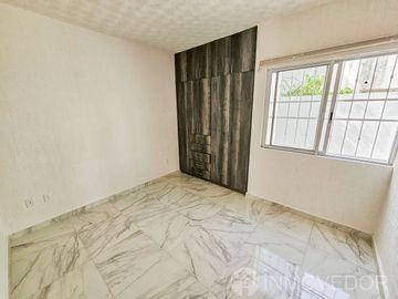 Casa · 3 Recámaras · Estudio · Privada · Seguridad · Villas del Arte · Polígono