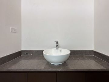 CASA EN VENTA EN PRIVADA RESIDENCIAL EN CHOLUL